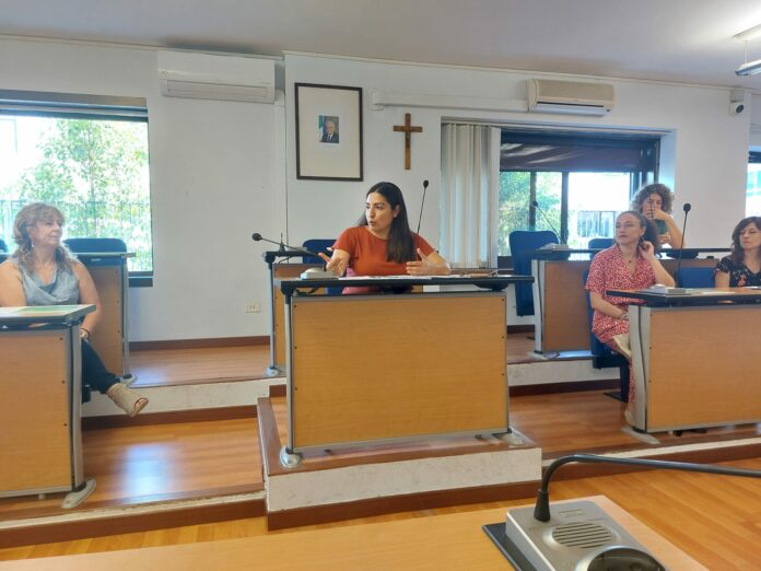 Centro del cerchio Agnese rollo