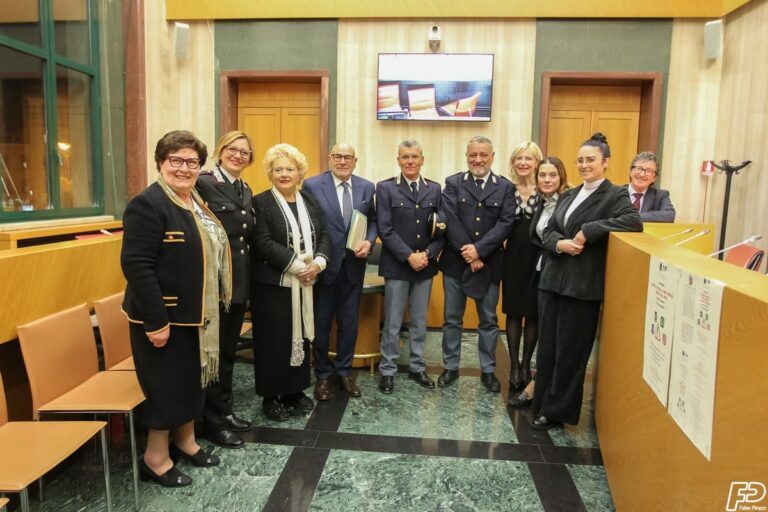 Latina, la Garante dell’infanzia del Lazio al convegno su rischi del web per i minori
