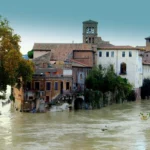 ISOLA TIBERINA DURANTE UNA PIENA DEL TEVERE