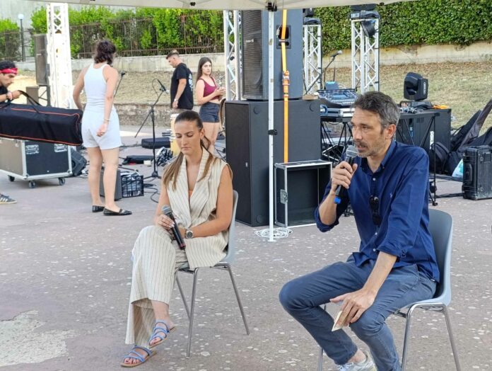 incontro tra il sindaco di Bracciano e i cittadini