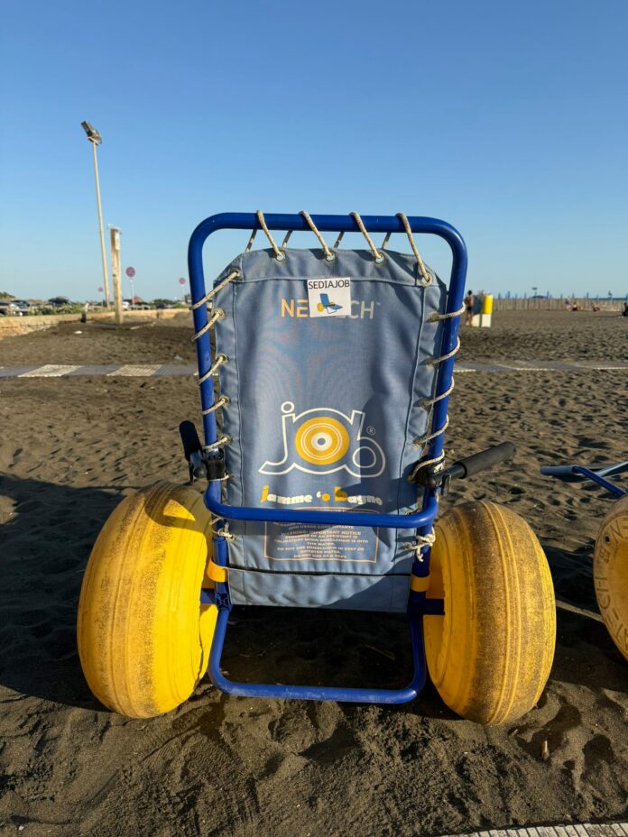 Spiaggia Liberamente di Campo di Mare