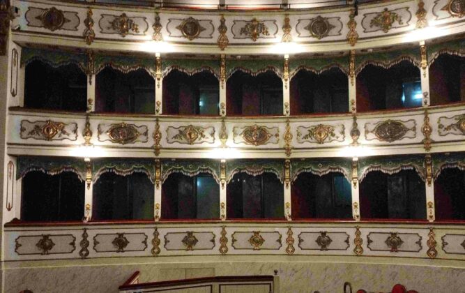 Rocca Pallavicino - teatro Verdi