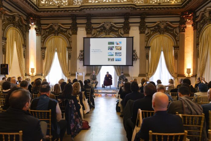 la sala forum del Brancaccio ospita l'Eco Luxury