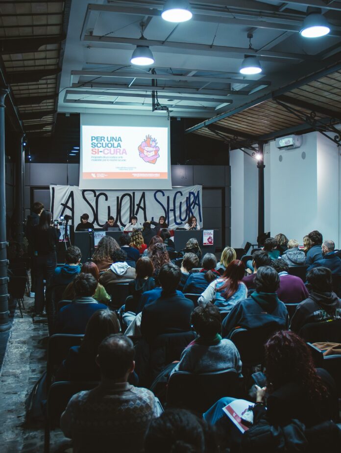 Assemblea scuola si Cura