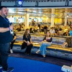 Nave della Biennale 2025 – 11 – studenti con i tutor