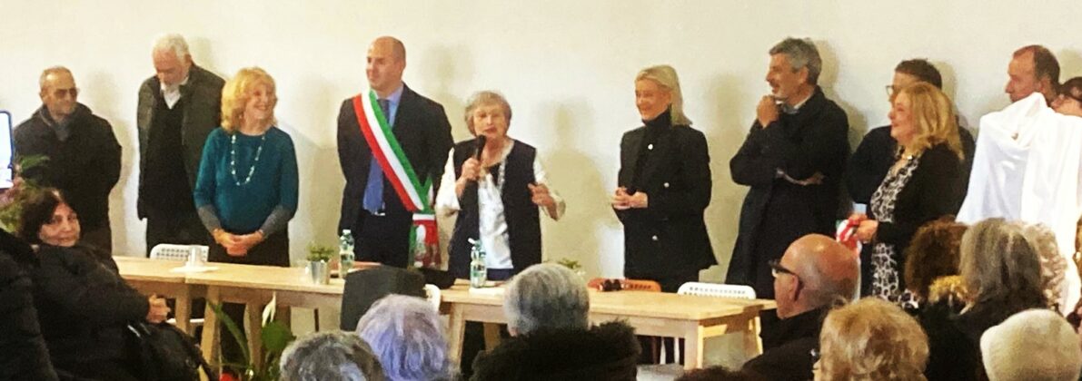 Centro anziani Anguillara Sabazia - Angelo Pizzigallo e Serenella Capparella