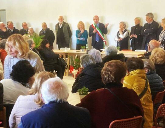 Centro anziani Anguillara Sabazia - Angelo Pizzigallo e Serenella Capparella