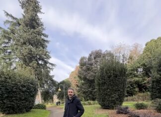 il sindaco di Bracciano Marco Crocicchi