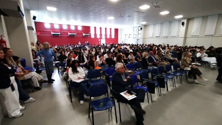 aula magna liceo Vian