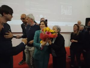 foro con i fiori