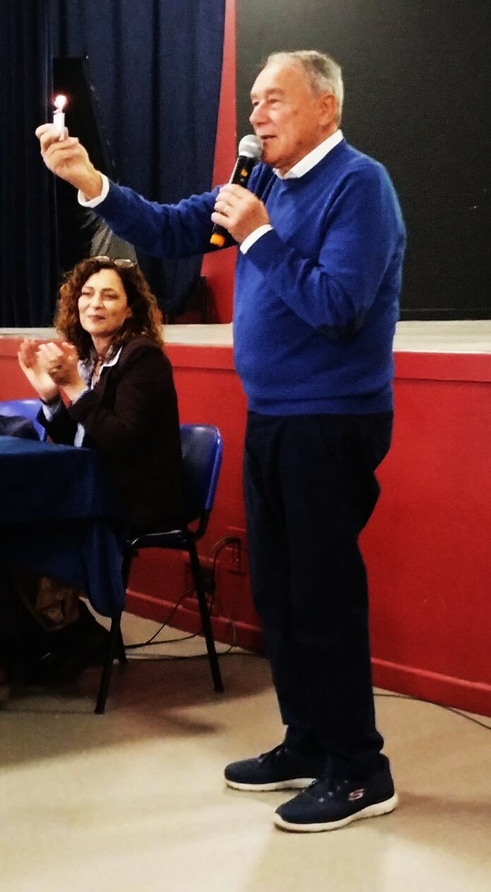 Piero Grasso e l'accendino