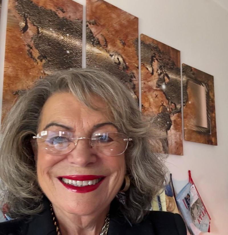 lucia dutto salvo d'acquisto