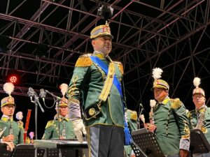 foto guardia di finanza in concerto